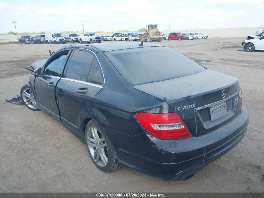 2013 MERCEDES-BENZ C 250 SPORT/LUXURY WDDGF4HBXDA761697
