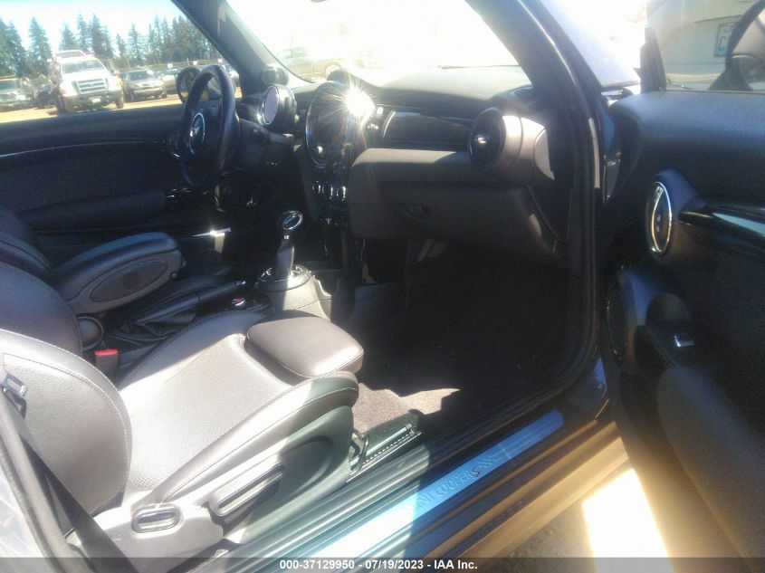 2016 MINI COOPER CONVERTIBLE S WMWWG9C55G3A91065