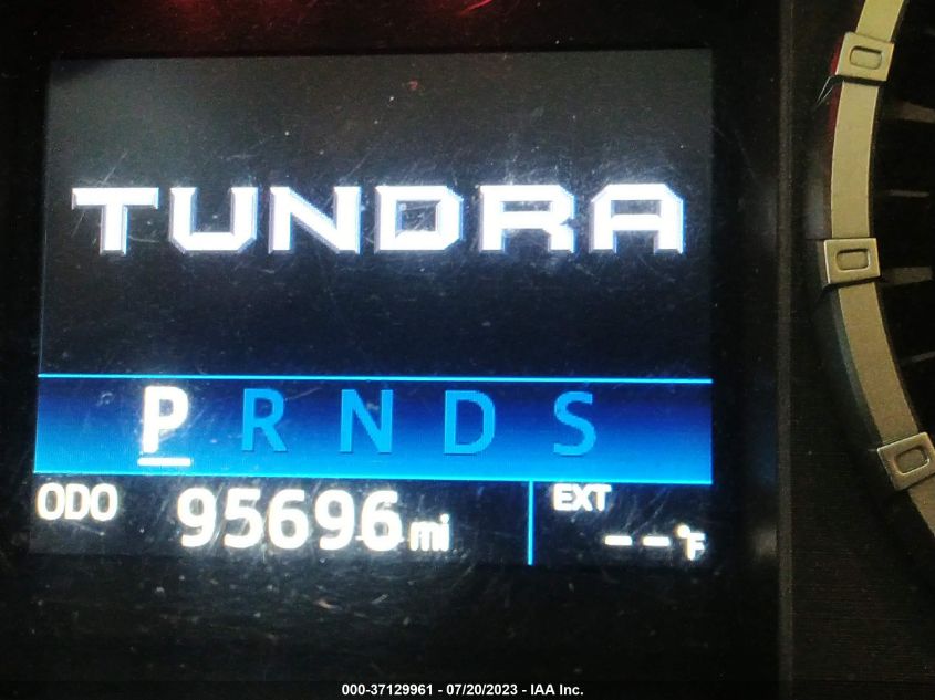 2015 TOYOTA TUNDRA 4WD TRUCK PLATINUM/1794 - 5TFAY5F17FX421613