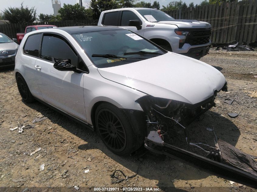 2015 VOLKSWAGEN GOLF GTI SE W/PERFORMANCE PKG - 3VWT47AUXFM103313