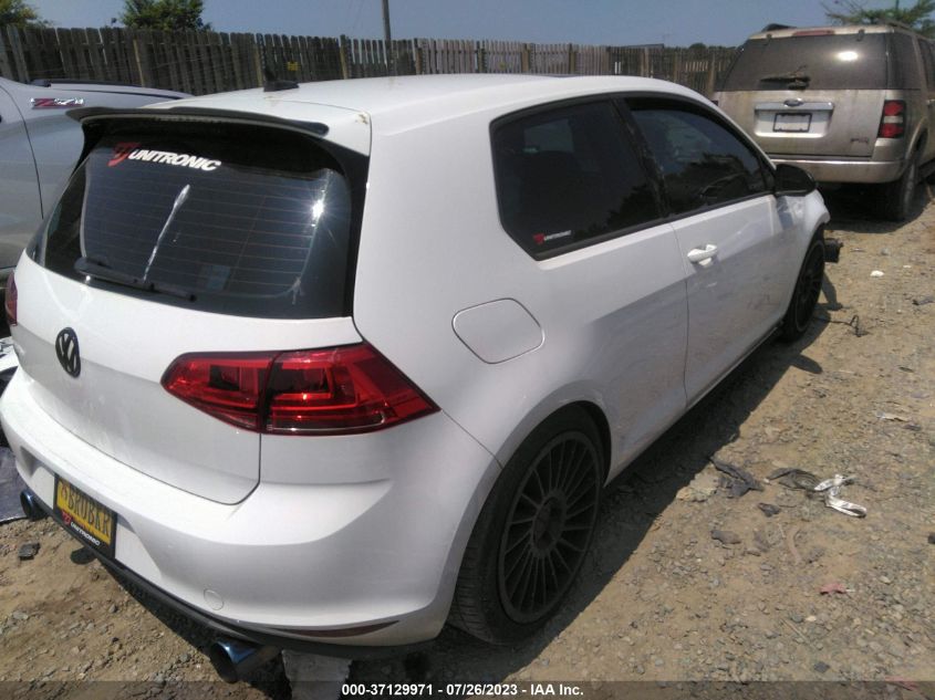 2015 VOLKSWAGEN GOLF GTI SE W/PERFORMANCE PKG - 3VWT47AUXFM103313