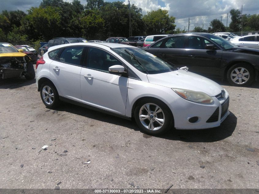 2014 FORD FOCUS SE - 1FADP3K28EL147627