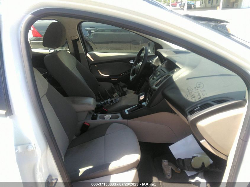 2014 FORD FOCUS SE - 1FADP3K28EL147627