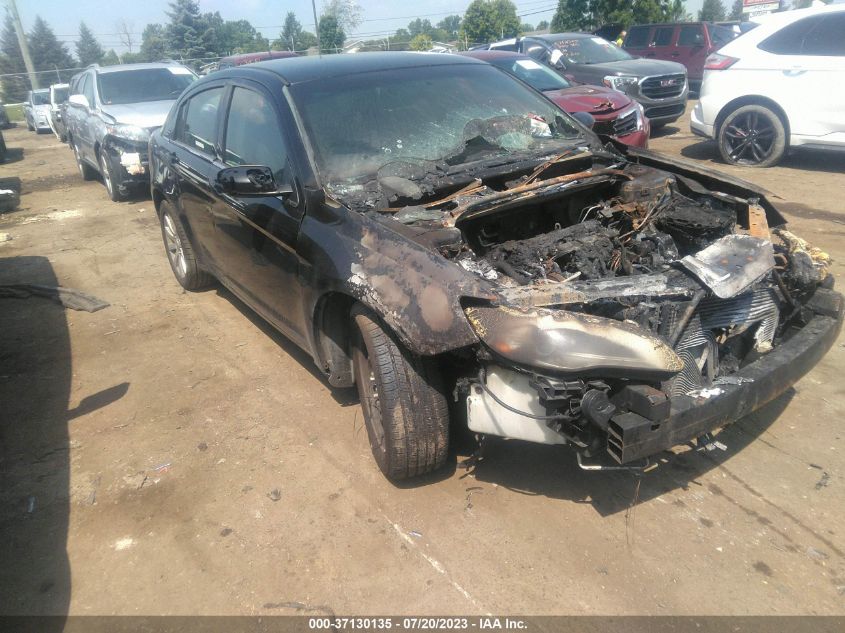 2013 CHRYSLER 200 TOURING - 1C3CCBBB0DN542551