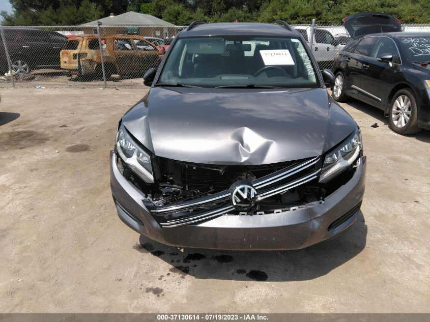2016 VOLKSWAGEN TIGUAN S - WVGBV7AX2GW002060