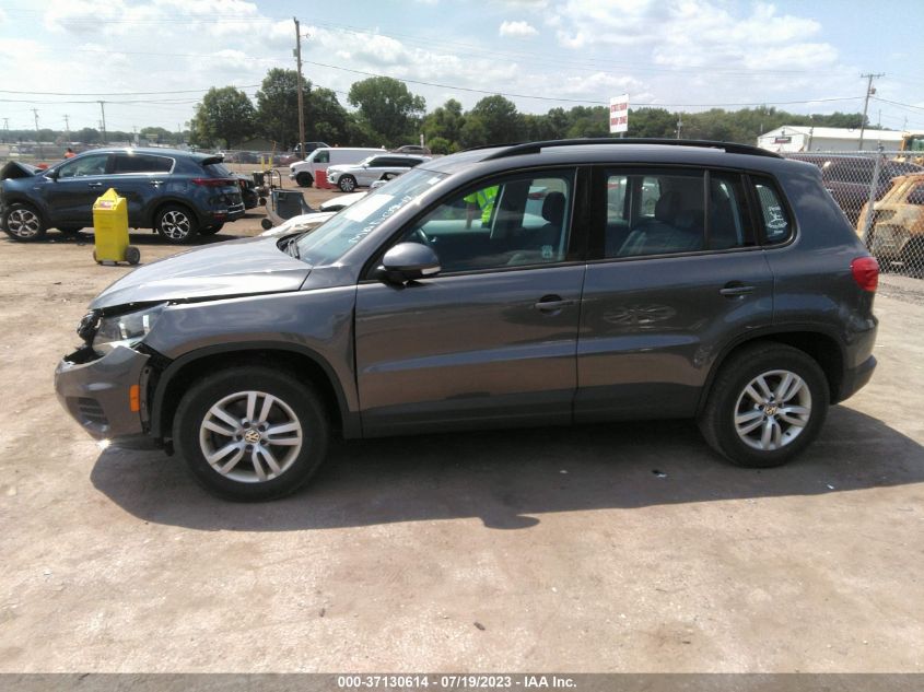 2016 VOLKSWAGEN TIGUAN S - WVGBV7AX2GW002060