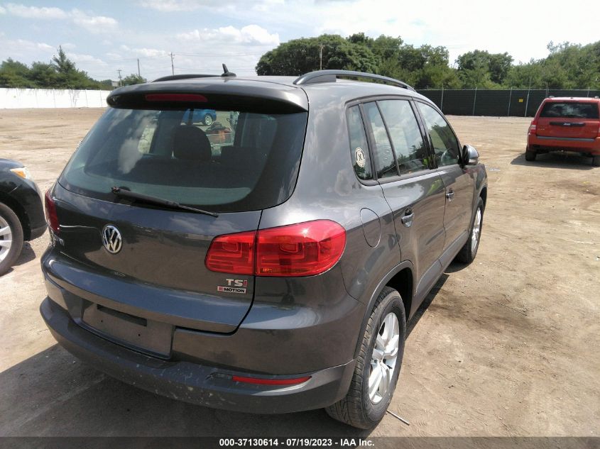 2016 VOLKSWAGEN TIGUAN S - WVGBV7AX2GW002060