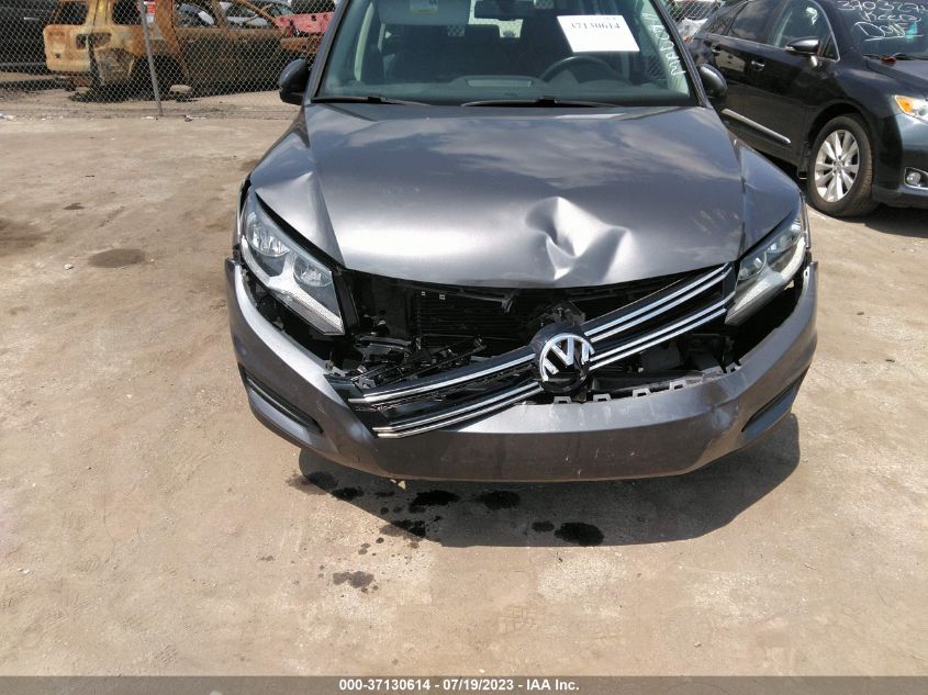 2016 VOLKSWAGEN TIGUAN S - WVGBV7AX2GW002060