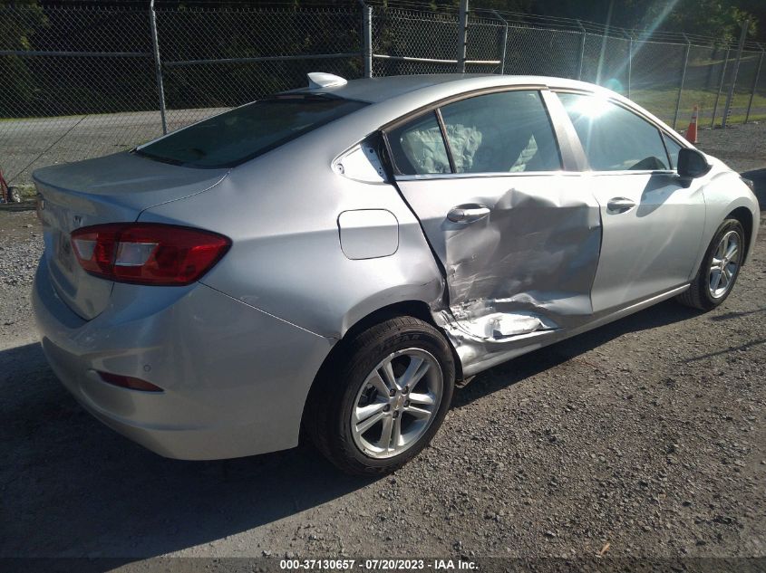 2018 CHEVROLET CRUZE LT - 1G1BE5SM9J7194567