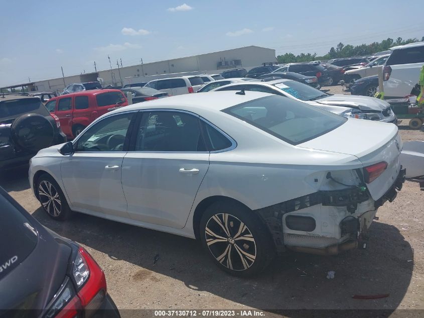 2022 VOLKSWAGEN PASSAT 2.0T SE - 1VWSA7A37NC003777