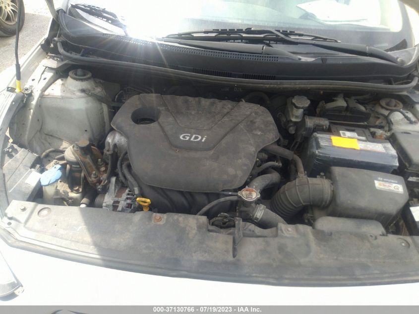2016 HYUNDAI ACCENT SE - KMHCT4AE9GU976931