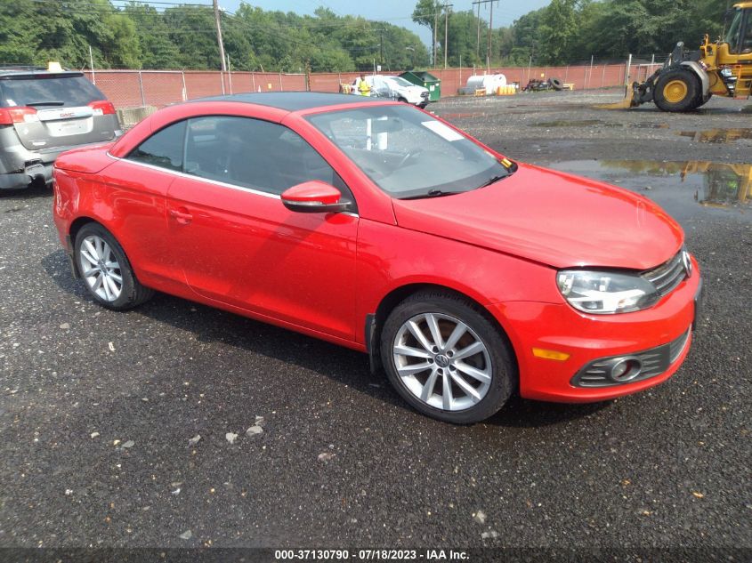 2015 VOLKSWAGEN EOS KOMFORT - WVWBW8AH9FV004862