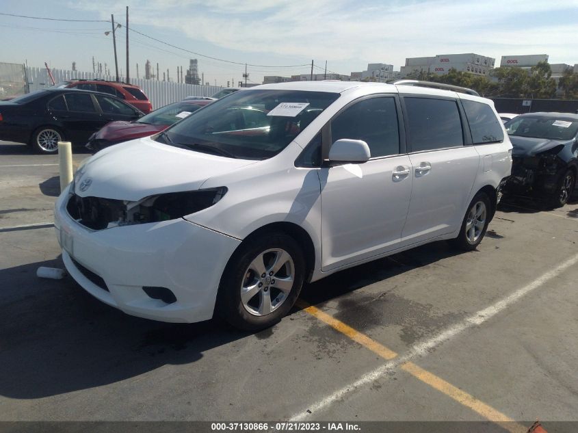 2013 TOYOTA SIENNA LE - 5TDKK3DC0DS384275