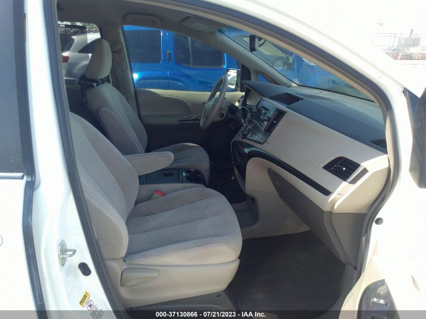 2013 TOYOTA SIENNA LE - 5TDKK3DC0DS384275