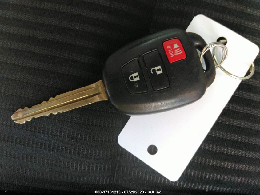 2015 TOYOTA RAV4 XLE - 2T3RFREVXFW275328