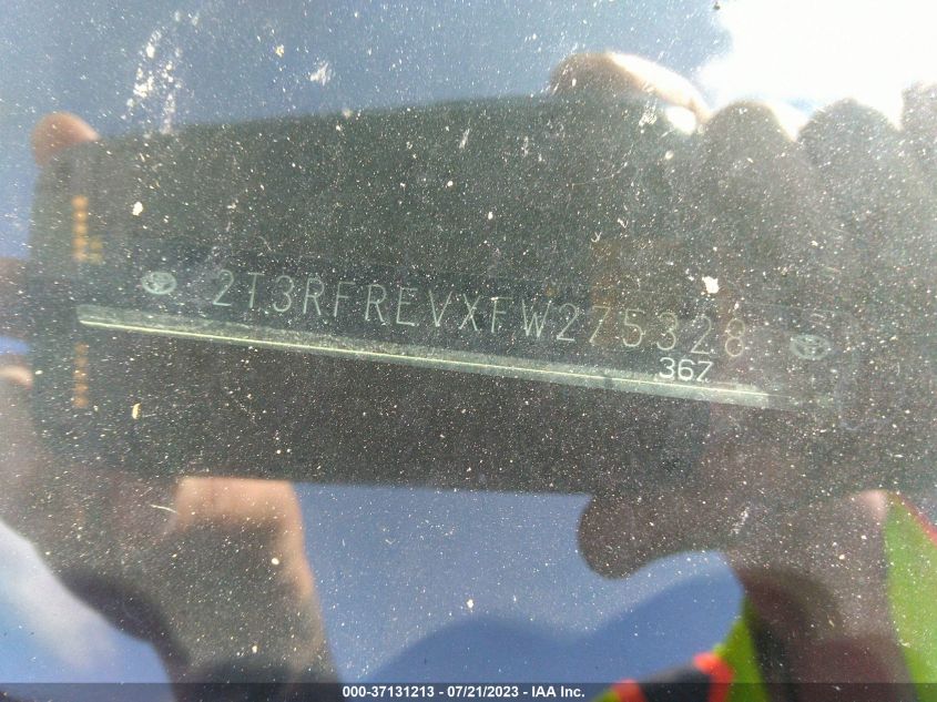 2015 TOYOTA RAV4 XLE - 2T3RFREVXFW275328