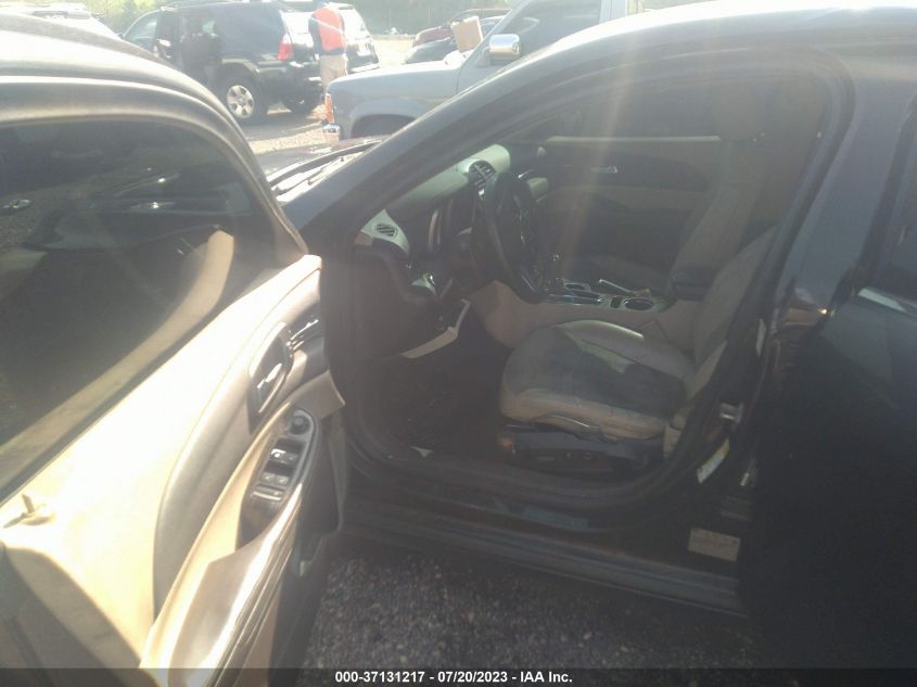 2015 CHEVROLET MALIBU - 1G11D5S13FF118510