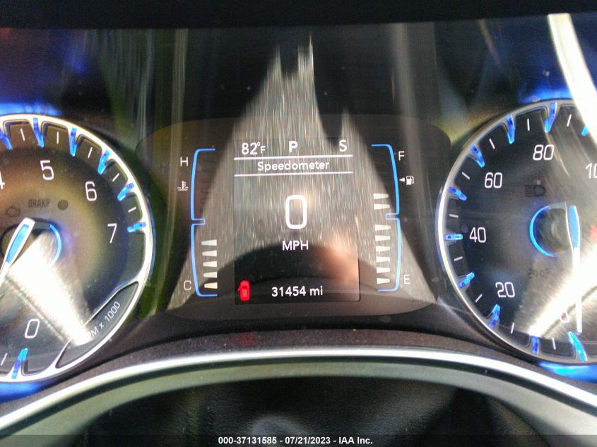 2019 CHRYSLER PACIFICA TOURING L - 2C4RC1BG1KR567020