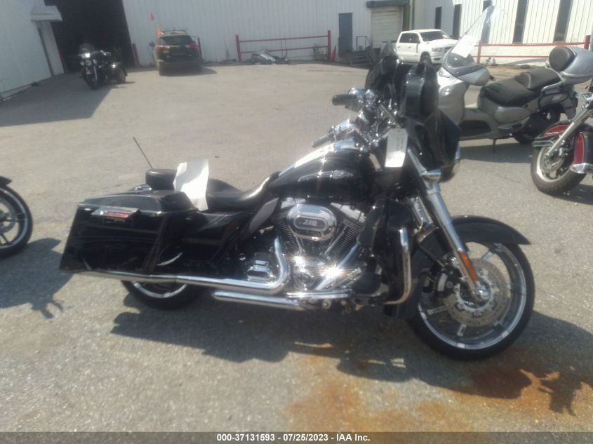 2012 HARLEY-DAVIDSON FLHXSE3 CVO STREET GLIDE - 1HD1PZ814CB956476