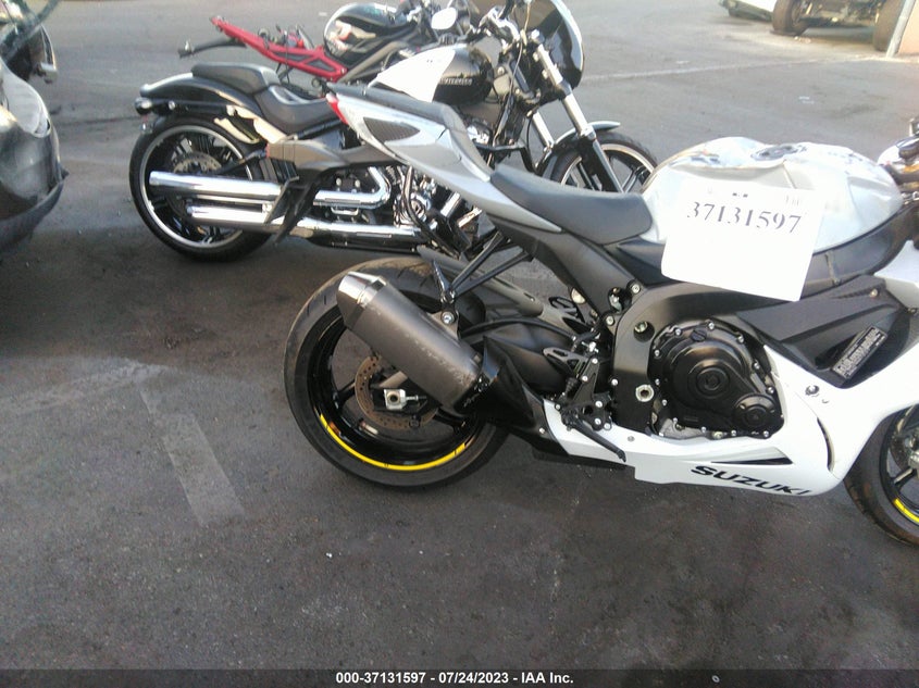 VIN JS1GR7MA8N7101277 2022 SUZUKI GSX-R750
