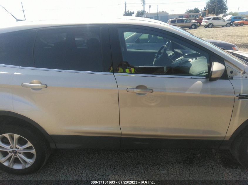 2017 FORD ESCAPE SE - 1FMCU9GD4HUE44769