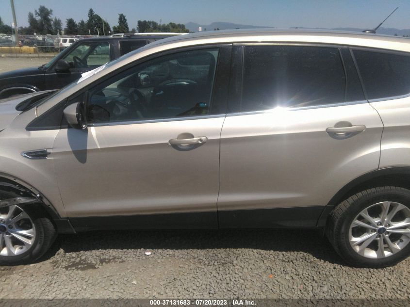 2017 FORD ESCAPE SE - 1FMCU9GD4HUE44769