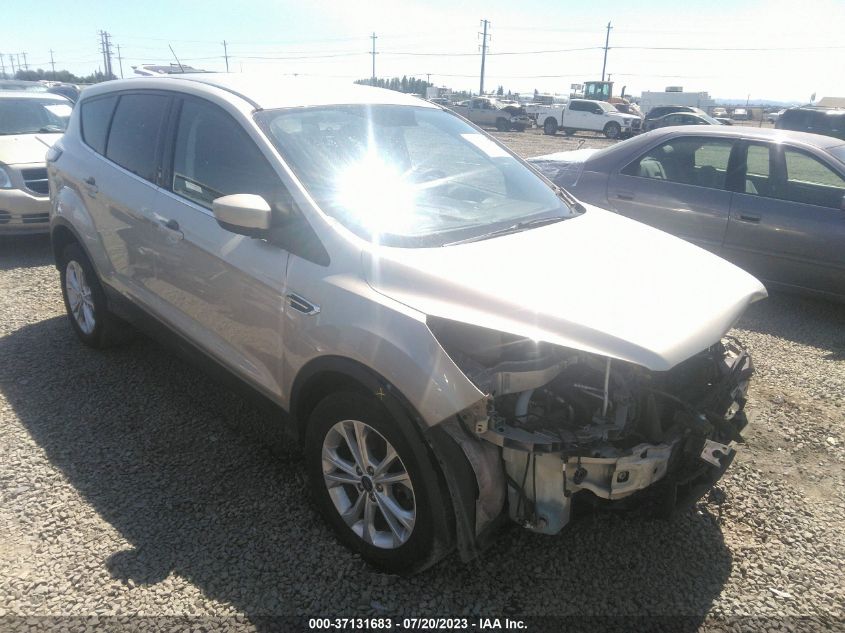 2017 FORD ESCAPE SE - 1FMCU9GD4HUE44769