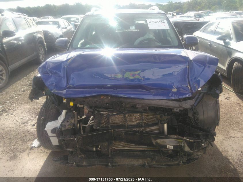 2022 HYUNDAI VENUE SEL - KMHRC8A33NU135927