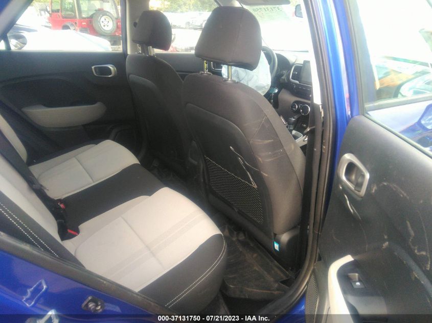 2022 HYUNDAI VENUE SEL - KMHRC8A33NU135927