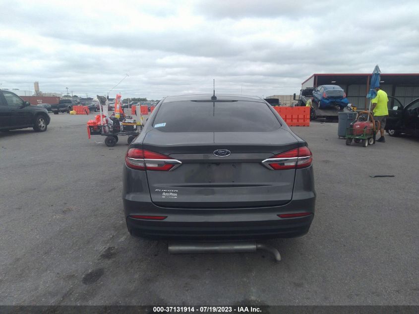 2019 FORD FUSION S - 3FA6P0G70KR283694