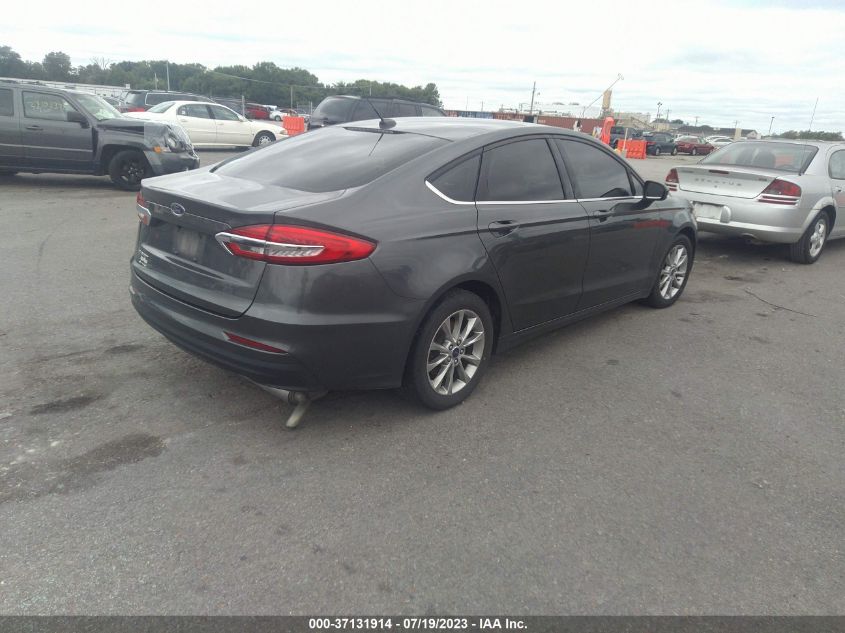 2019 FORD FUSION S - 3FA6P0G70KR283694