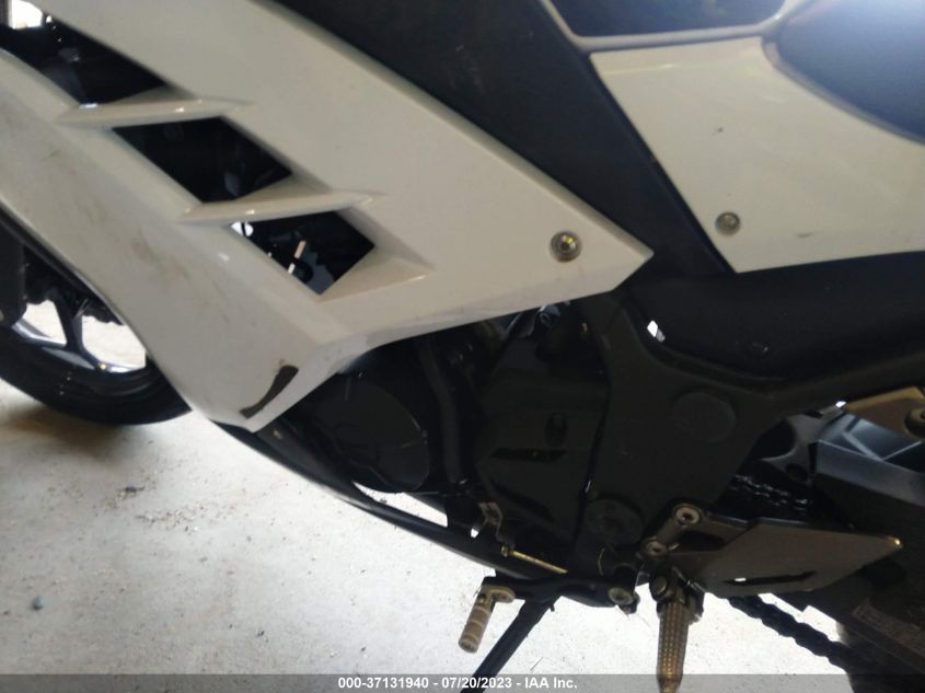 2015 KAWASAKI EX300 A - JKAEX8A18FDA20812