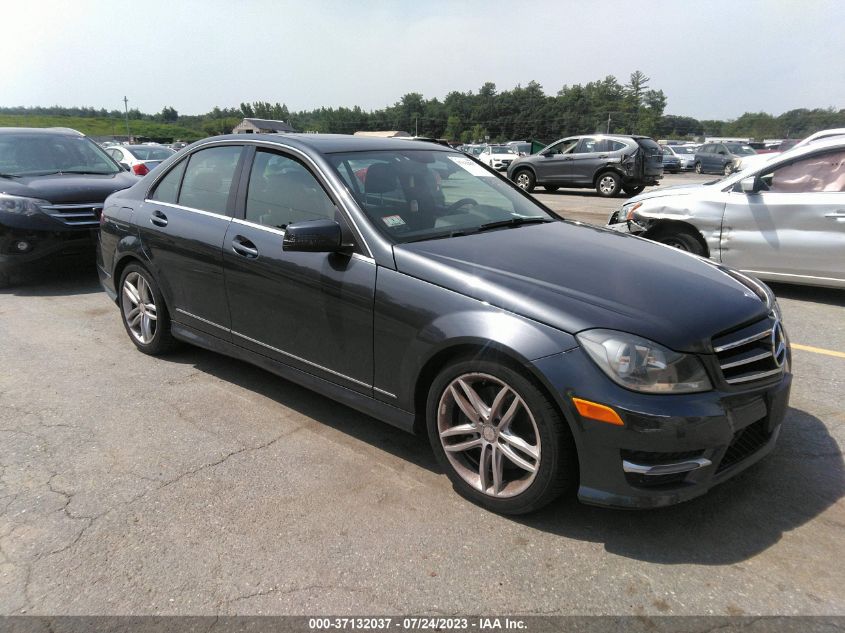 2014 MERCEDES-BENZ C-CLASS C 300 - WDDGF8AB7EA937916