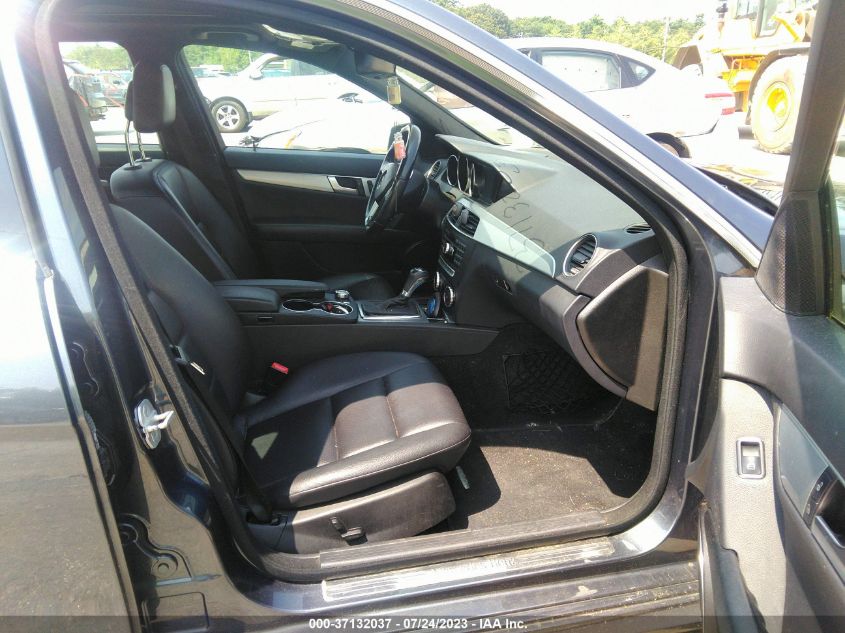 2014 MERCEDES-BENZ C-CLASS C 300 - WDDGF8AB7EA937916