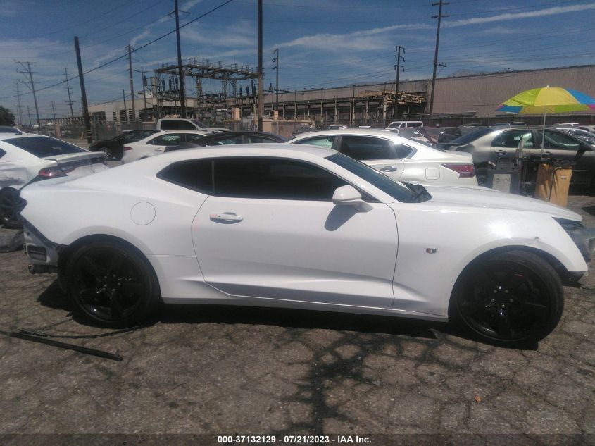 2017 CHEVROLET CAMARO LT - 1G1FB1RS8H0182999