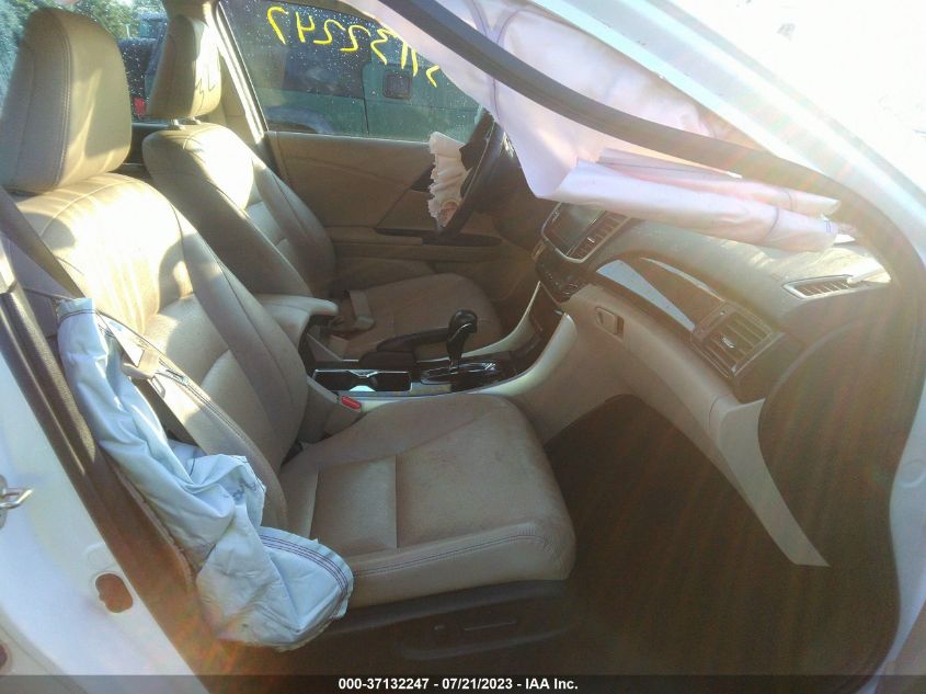 2016 HONDA ACCORD SEDAN TOURING - 1HGCR3F99GA030260