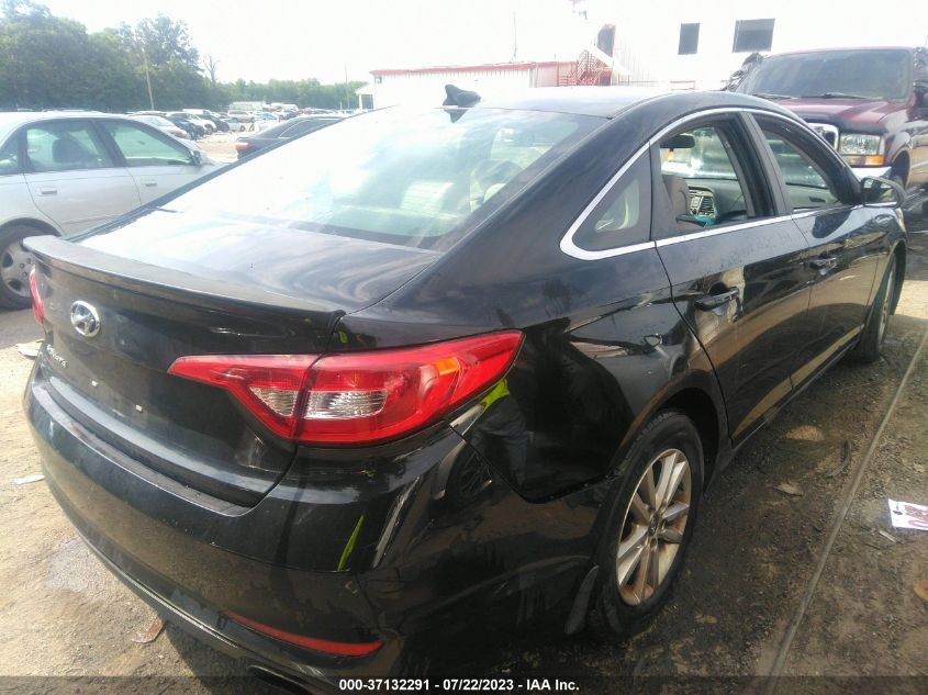 2015 HYUNDAI SONATA 2.4L SE - 5NPE24AF7FH223979