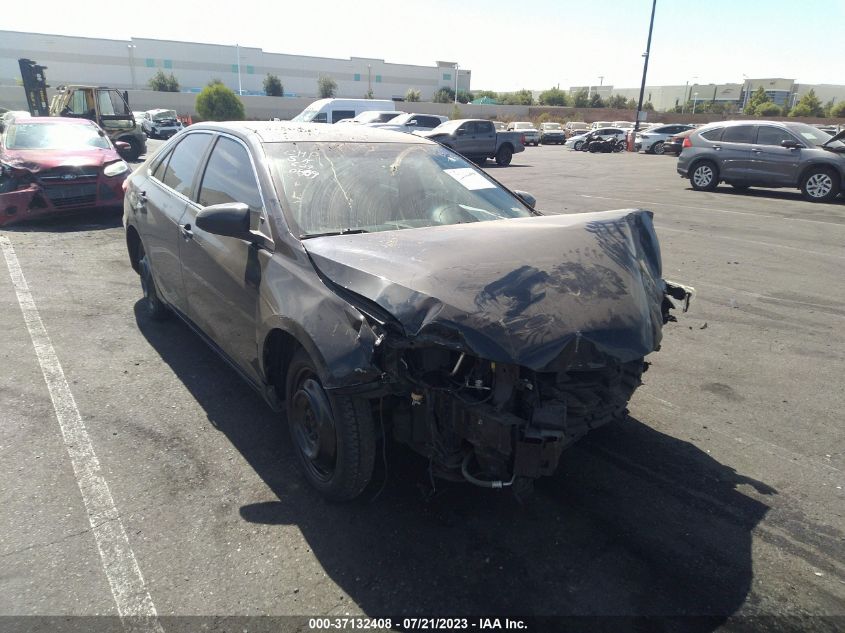 2017 TOYOTA CAMRY SE - 4T1BF1FK4HU760809