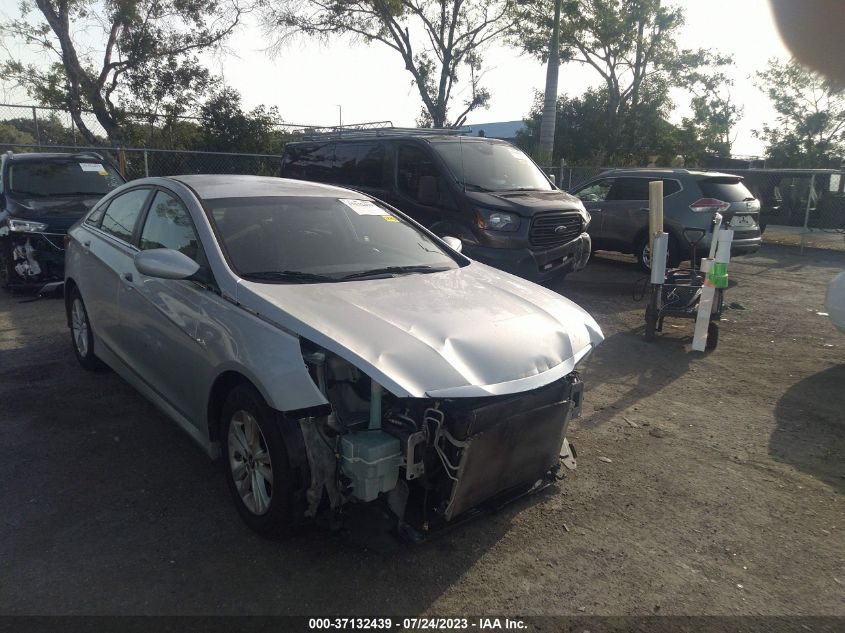 2014 HYUNDAI SONATA GLS - 5NPEB4AC1EH876571