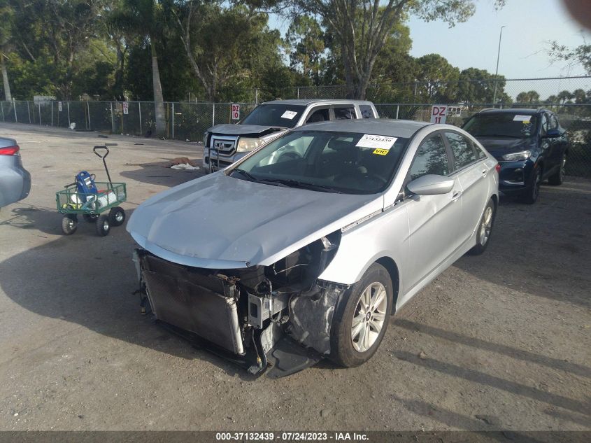 2014 HYUNDAI SONATA GLS - 5NPEB4AC1EH876571