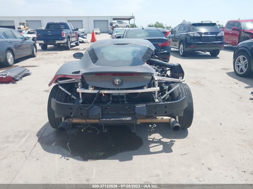 2015 ALFA ROMEO 4C ZARBAAA49FM160429