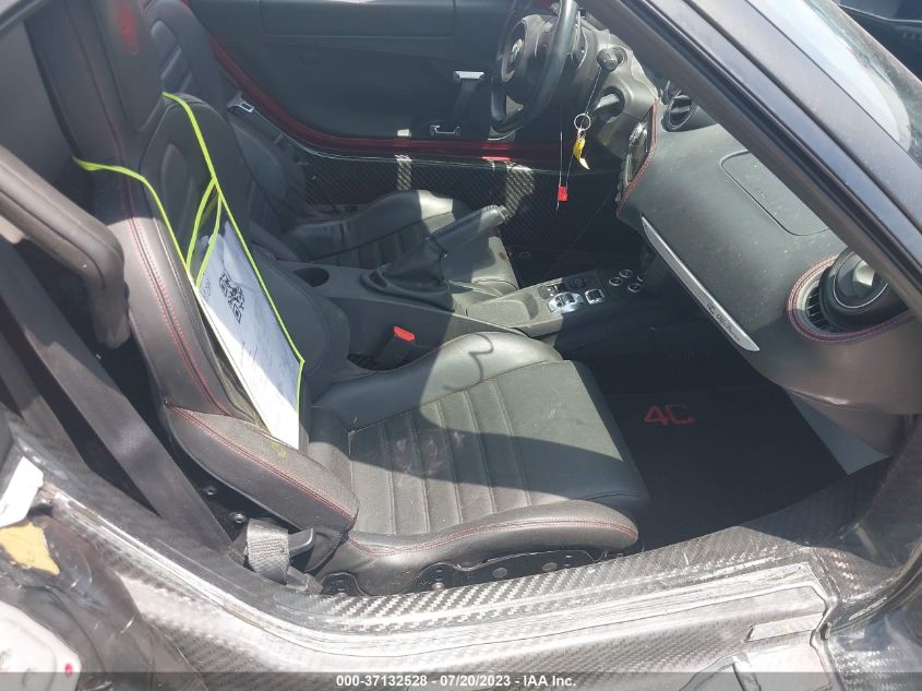 2015 ALFA ROMEO 4C ZARBAAA49FM160429