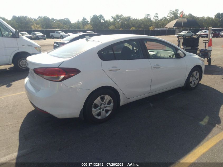2017 KIA FORTE LX - 3KPFK4A78HE030390