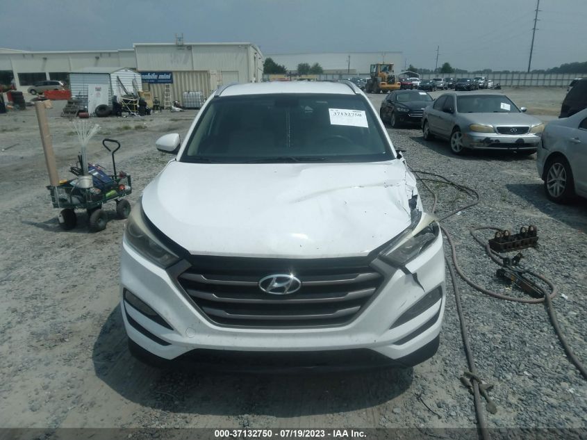 2016 HYUNDAI TUCSON SE - KM8J33A46GU247973
