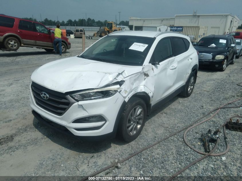 2016 HYUNDAI TUCSON SE - KM8J33A46GU247973