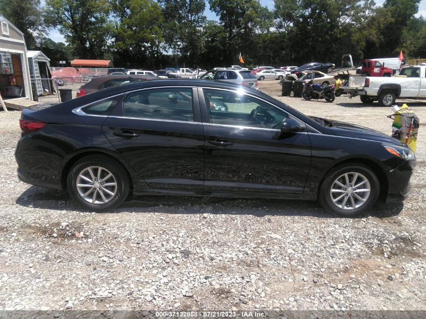 2018 HYUNDAI SONATA SE - 5NPE24AF4JH688406