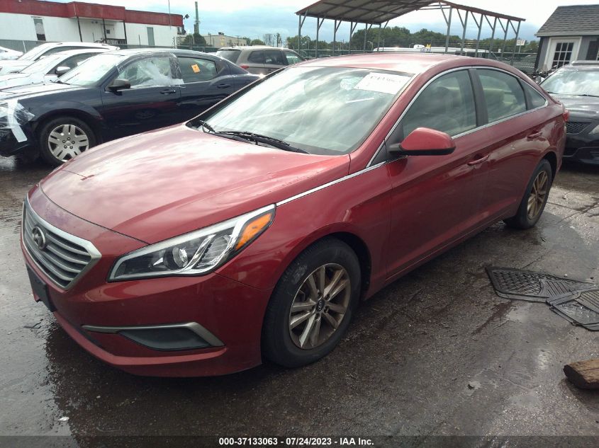 2016 HYUNDAI SONATA 2.4L SE - 5NPE24AF9GH285787