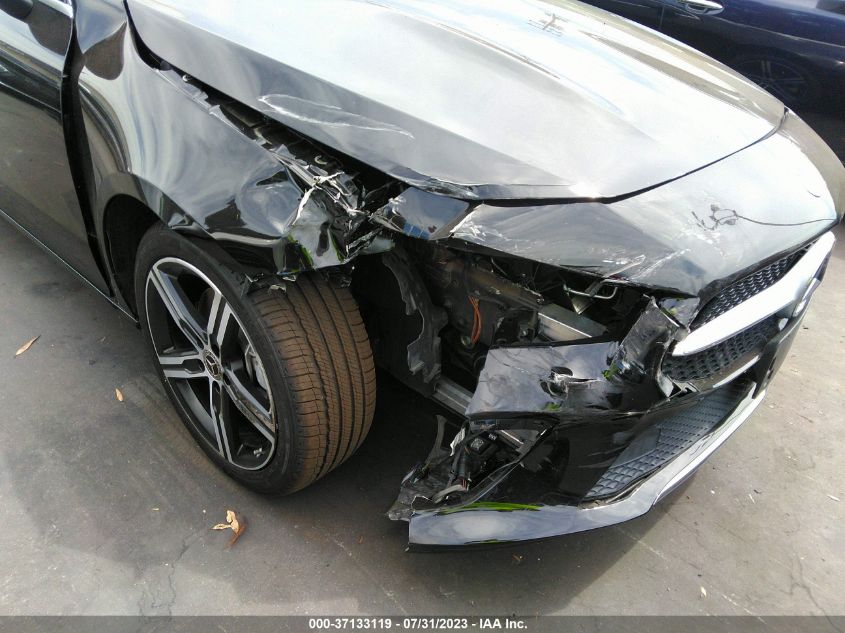 2020 MERCEDES-BENZ CLA CLA 250 - W1K5J4GB5LN102599