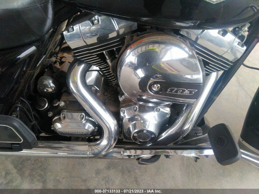 2014 HARLEY-DAVIDSON FLHR ROAD KING - 1HD1FBM19EB687698