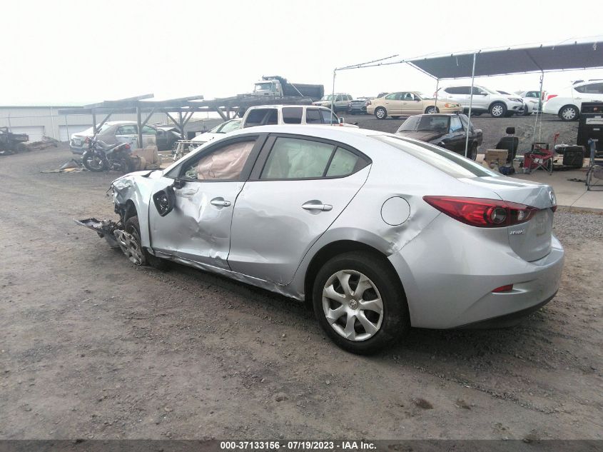 2018 MAZDA MAZDA3 4-DOOR SPORT 3MZBN1U74JM197547